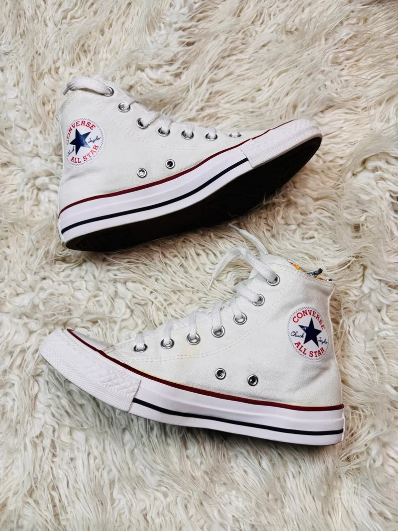Chuck Taylor | White Red Blue strips | Hi Top | Converse