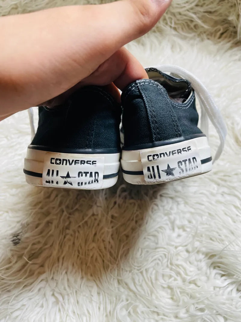 Chuck Taylor | Black & White | Lo top | Converse