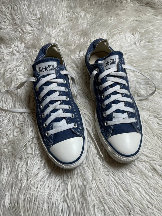 Chuck Taylor | Blue  & White | Lo top | Converse