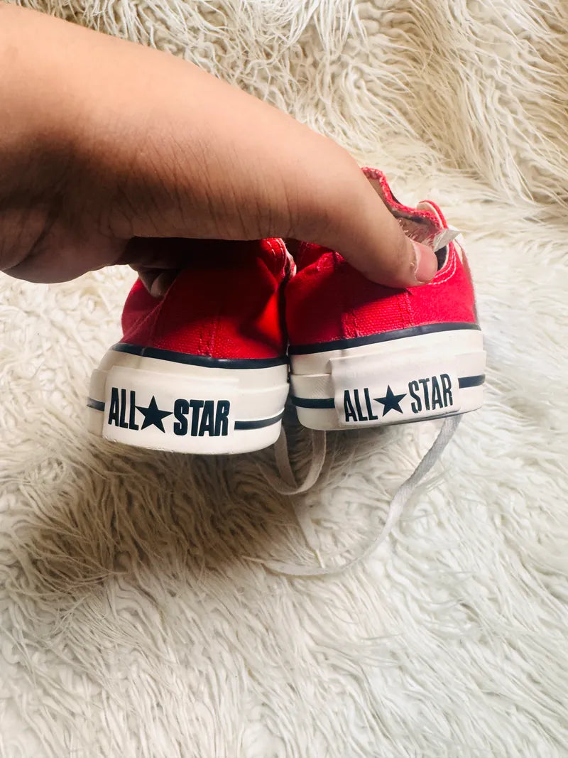 Chuck Taylor | Red & White | Lo top | Converse