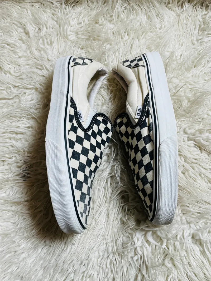 Vans Check Board 🤍🩶 Slip Ons