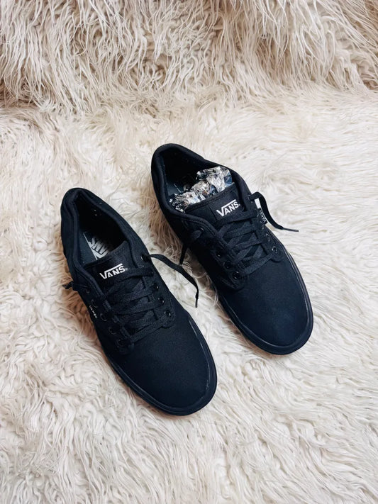 Vans Authentic | Black | Lo Top