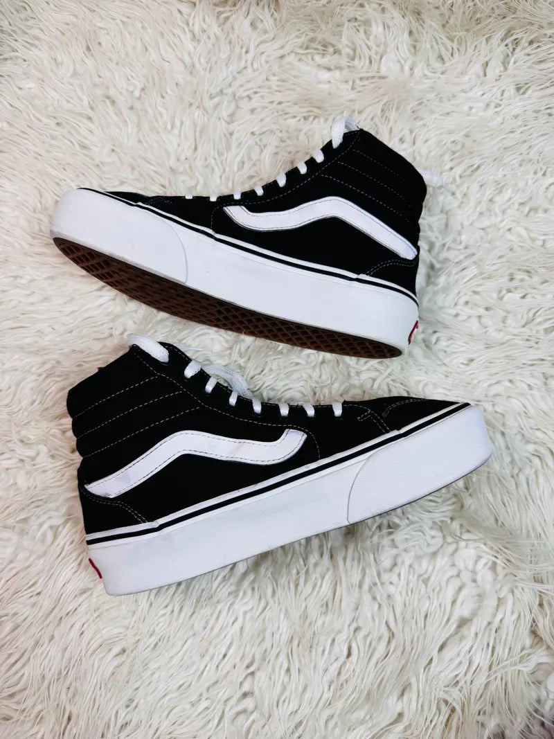Vans | Black & White | Hi Top | Old Skool