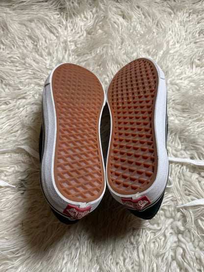 Vans | Black & White | Lo Top | Old Skool