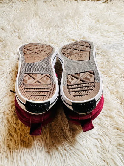 Chuck Taylor | Maroon & White | High top| Converse | Padded
