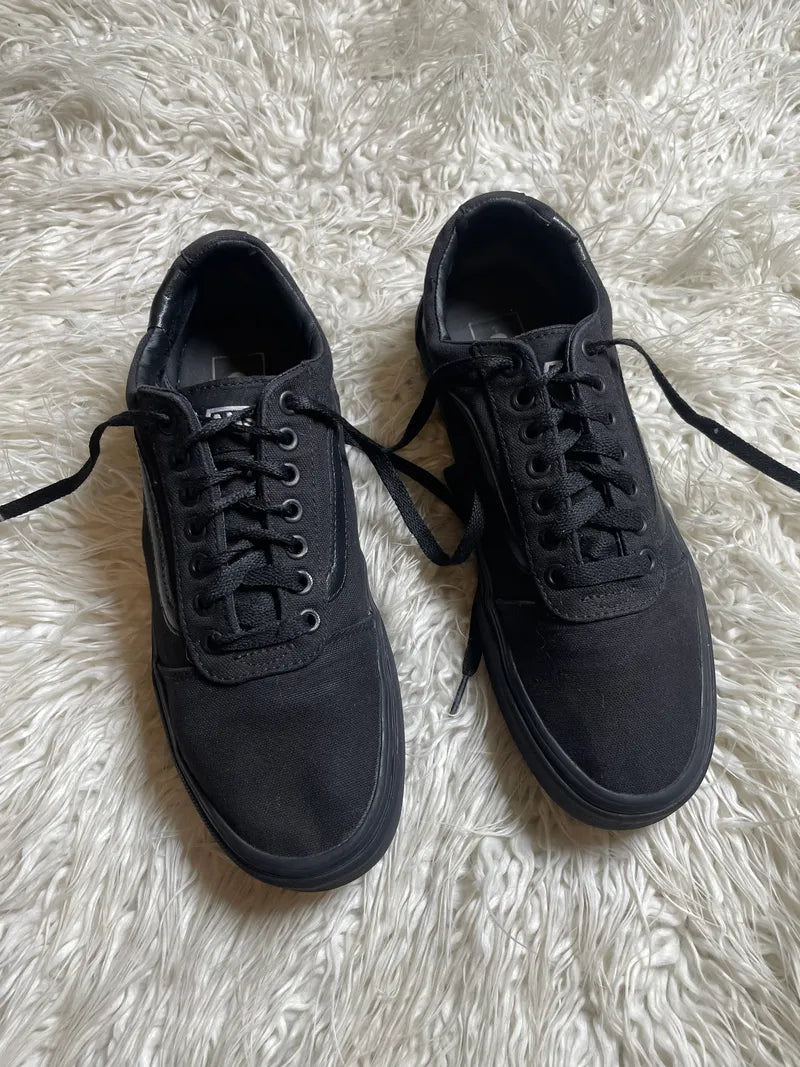 Vans | Black | Lo Top | Old Skool