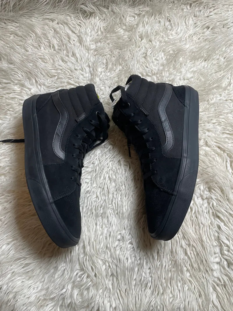 Vans | Black | Hi Top | Old Skool