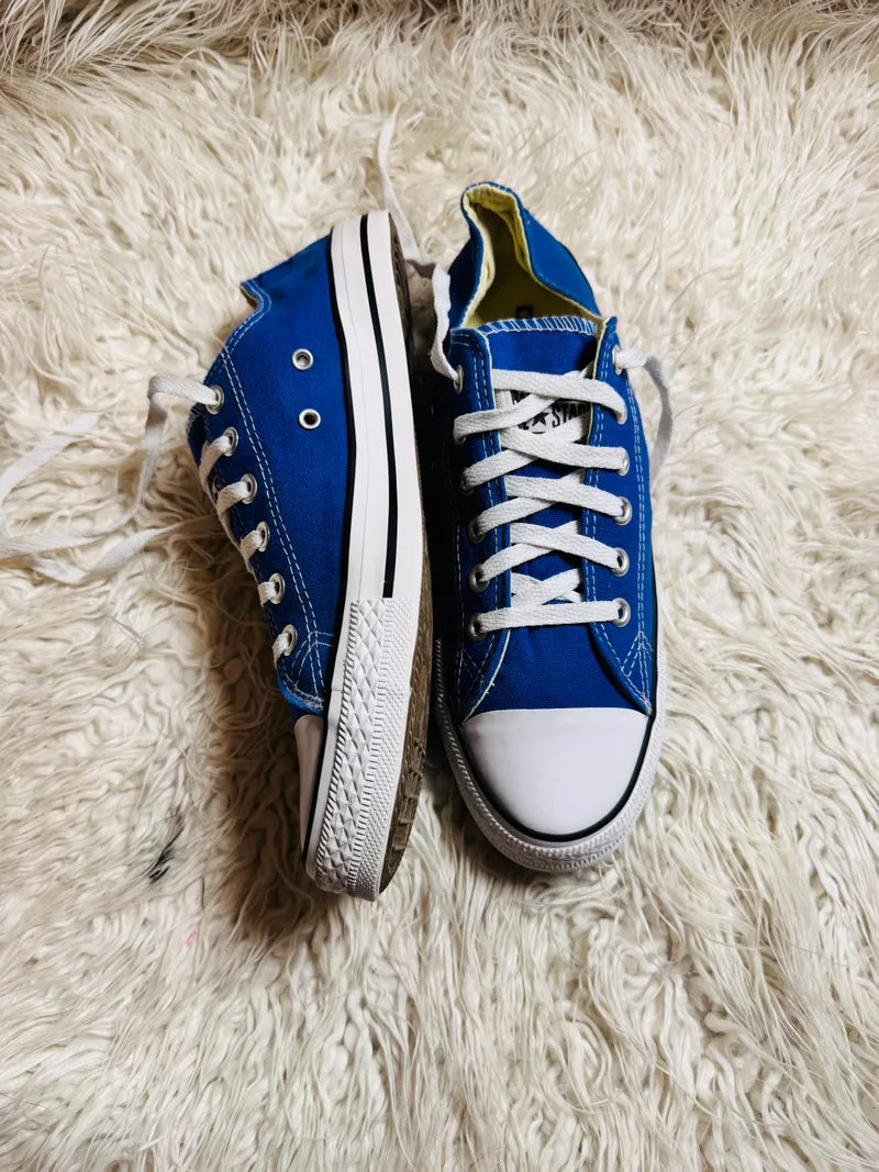 Chuck Taylor | Blue & White | Lo top | Converse