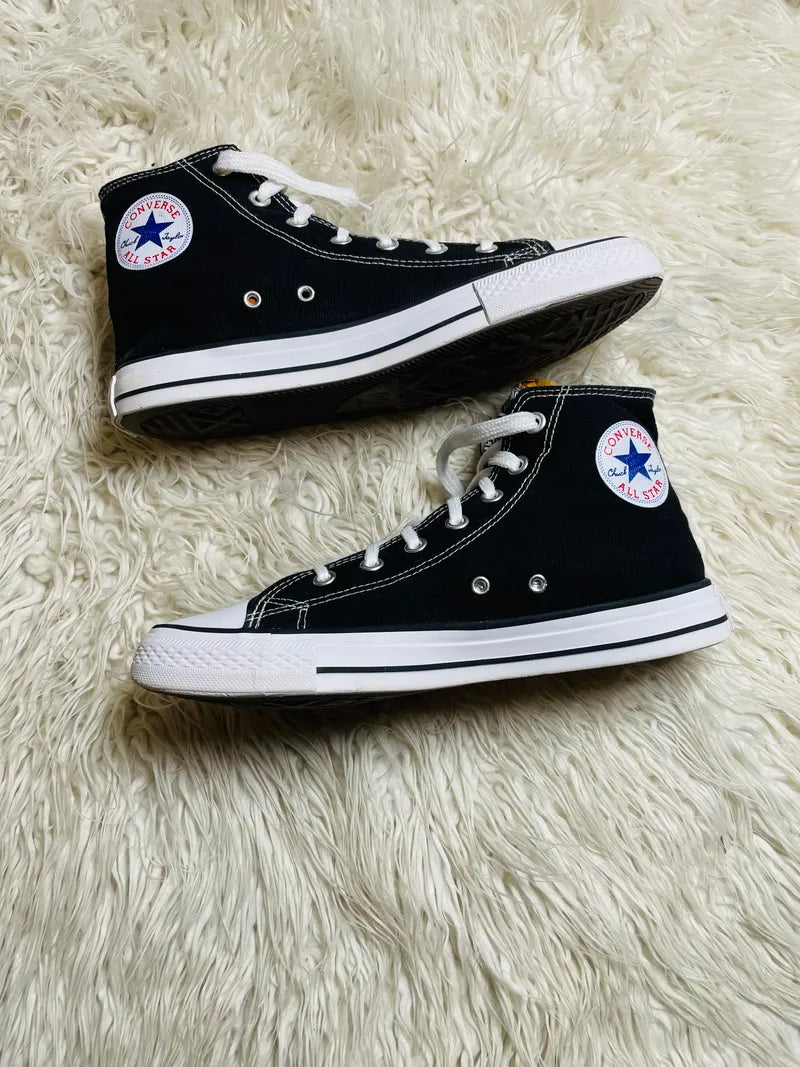 Chuck Taylor | Black & White | High top| Converse