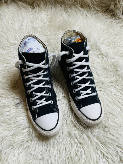 Chuck Taylor | Black & White | High top| Converse