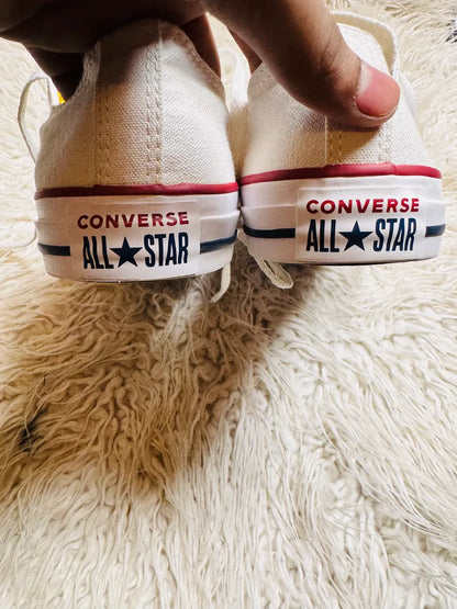 Chuck Taylor | & White | Lo top | Converse