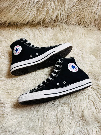 Chuck Taylor | Black & White | High top| Converse