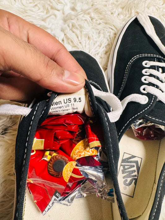 Vans Authentic Black Lo Top