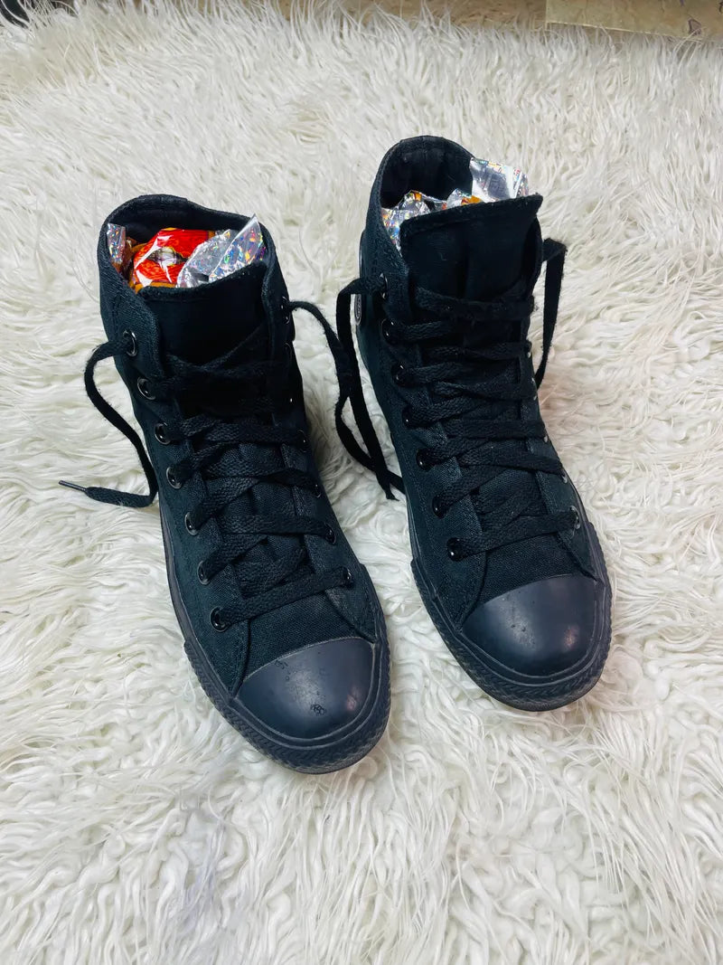 Chuck Taylor | Black | High top| Converse