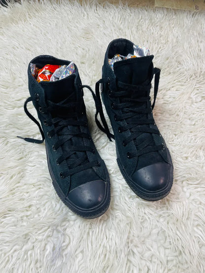 Chuck Taylor | Black | High top| Converse