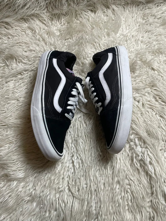 Vans | Black & White | Lo Top | Old Skool