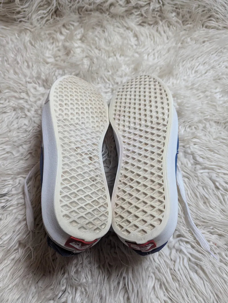 Vans Authentic | Navy Blue & White | Lo Top
