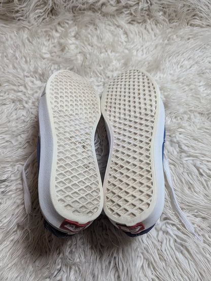 Vans Authentic | Navy Blue & White | Lo Top