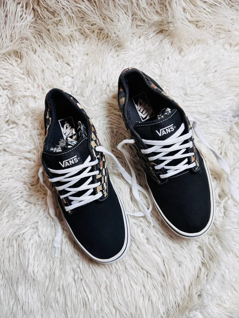 Vans Authentic | Black & White | Lo Top