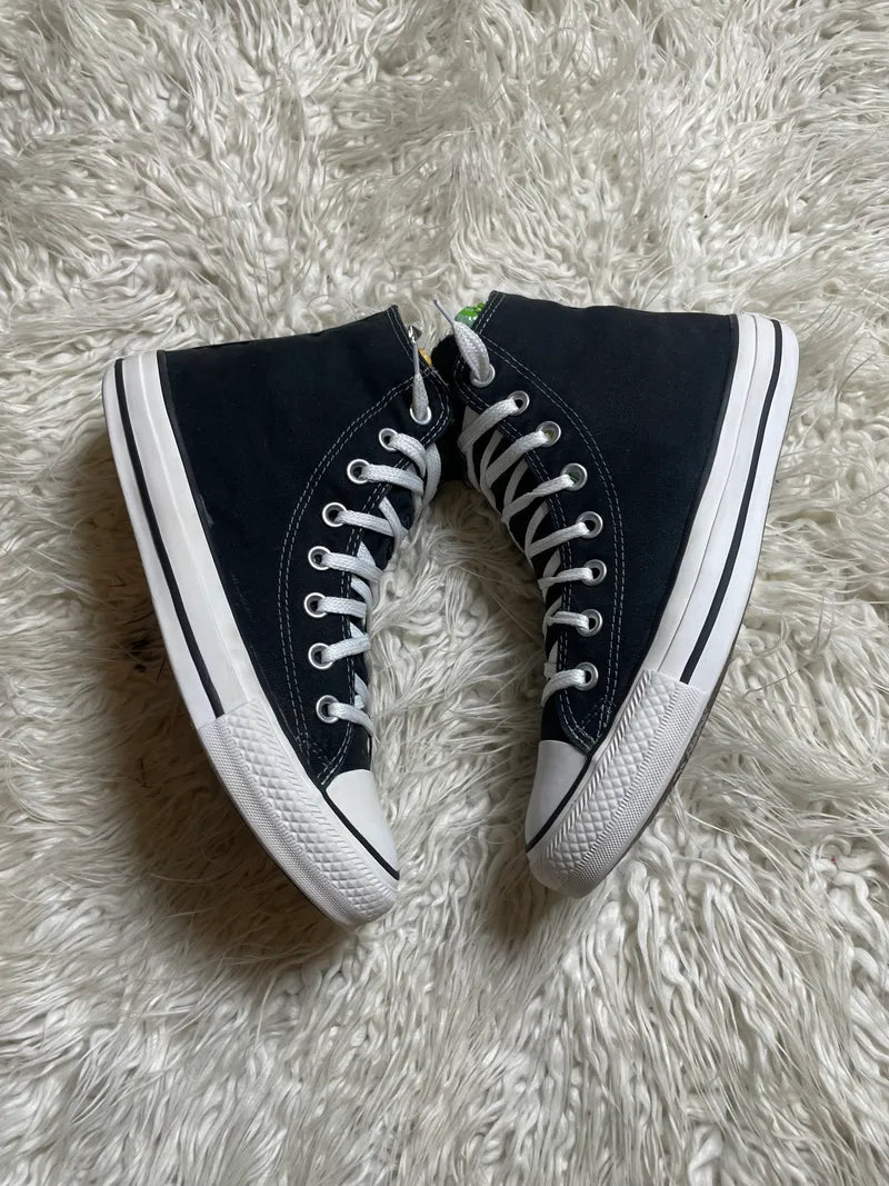 Chuck Taylor | Black & White | High top| Converse