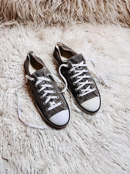 Chuck Taylor | Grey & White | Lo top | Converse