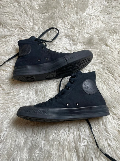 Chuck Taylor | Black | High top| Converse