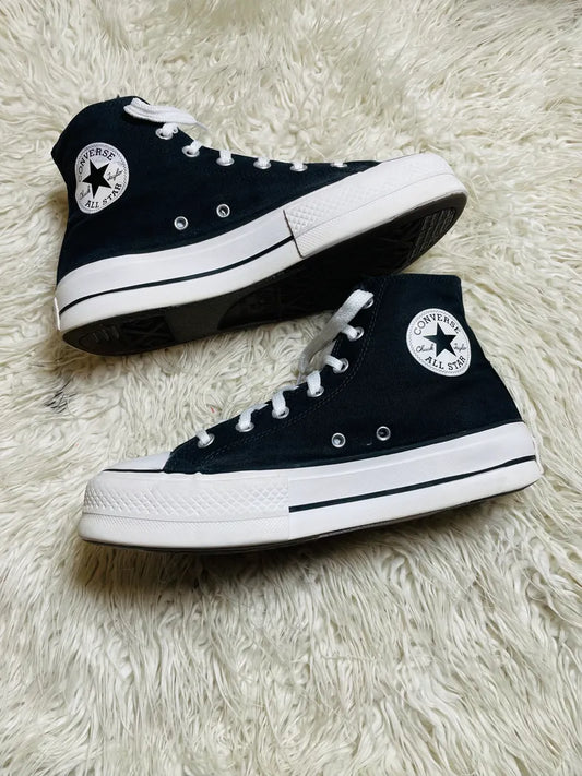 Chuck Taylor | Black & White | High top | Hi Sole