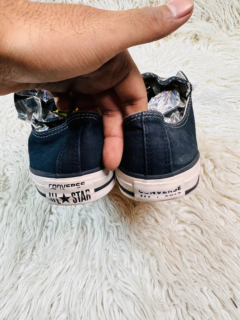 Chuck Taylor | Black & White | Lo top| Converse