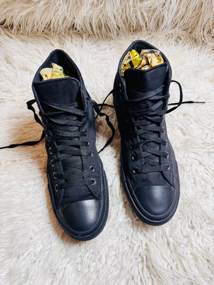 Chuck Taylor | Black | High top| Converse