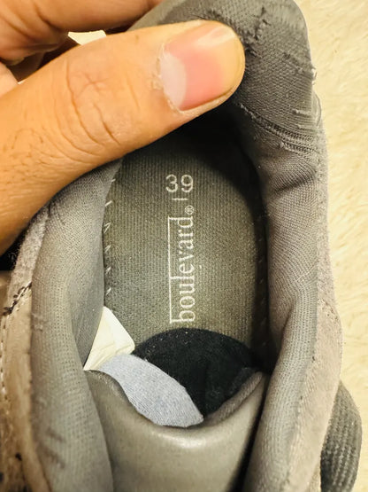Unisex Low Top Sneakers