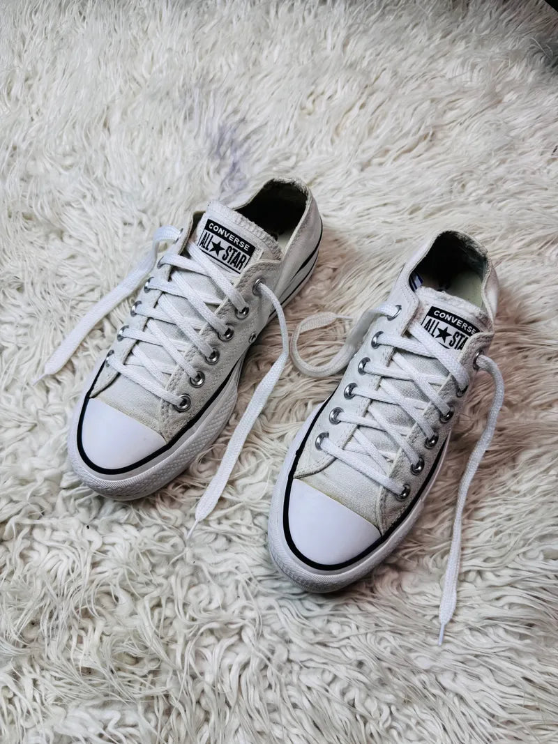 High Heels | Converse | White