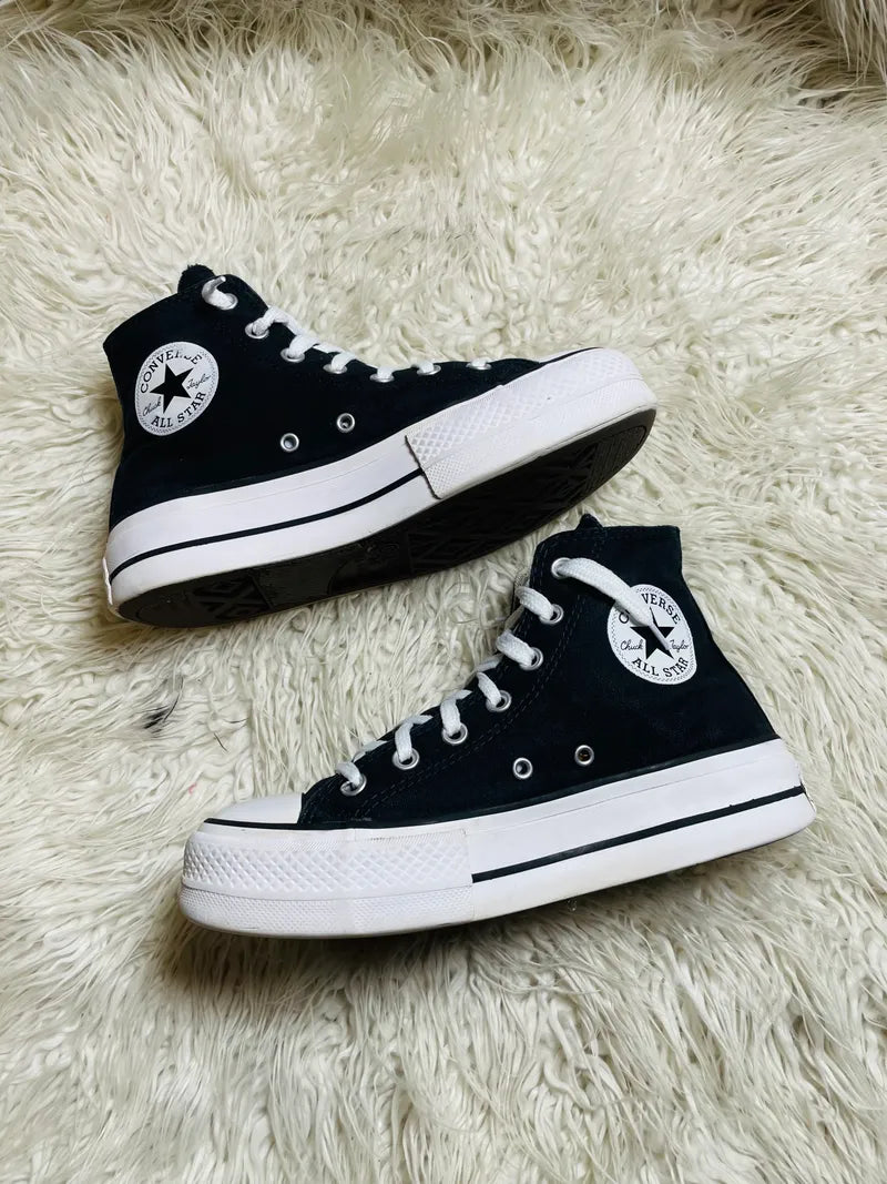 Chuck Taylor | Black & White | High top | Hi Sole