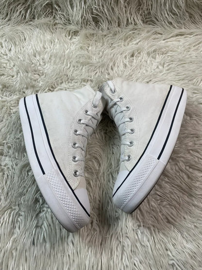Chuck Taylor | White | High top| Converse | Platforms