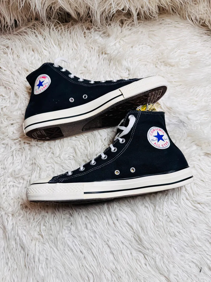 Chuck Taylor | Black & White | High top| Converse