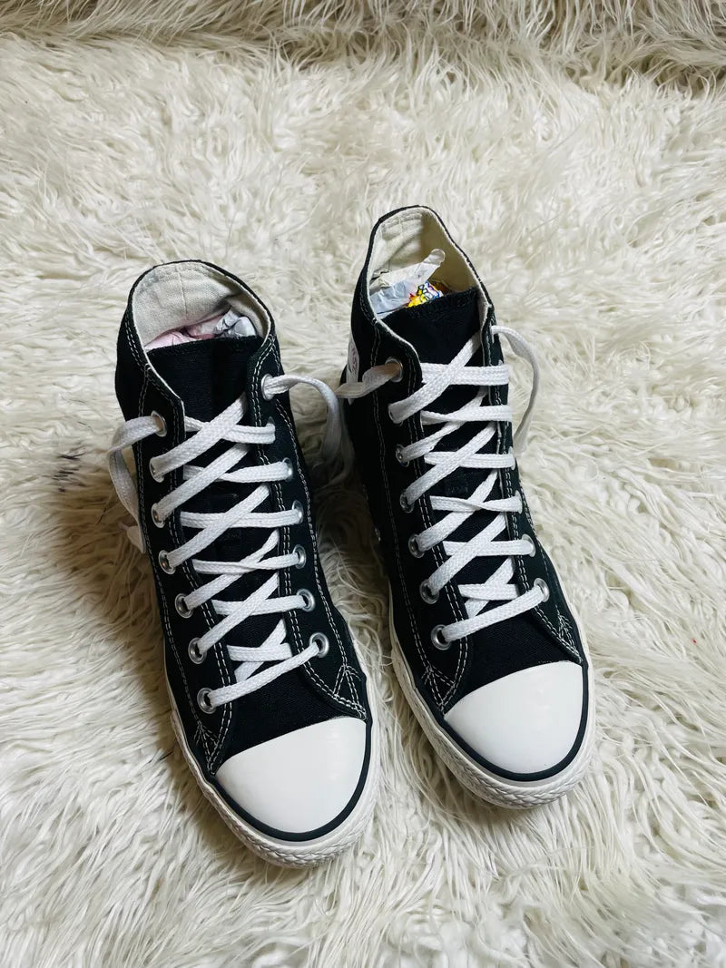 Chuck Taylor | Black & White | High top| Converse