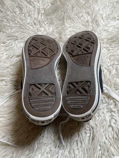 Chuck Taylor | Black & White | Lo top | Converse