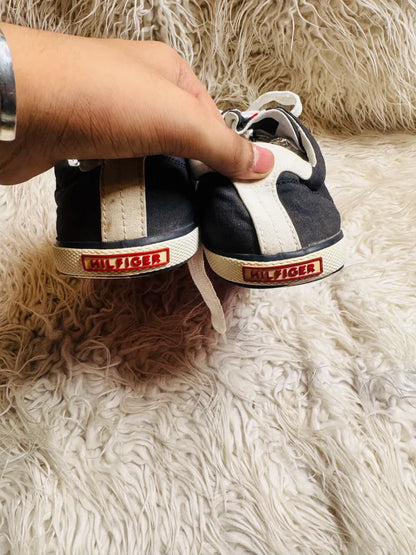 TOMMY HILFIGER