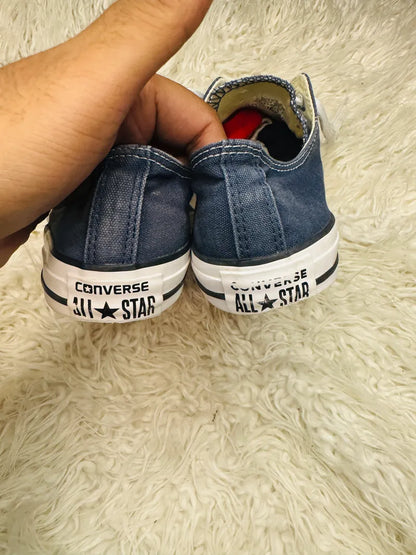 Blue Denim All Star Converse Lo Top 💙🤍