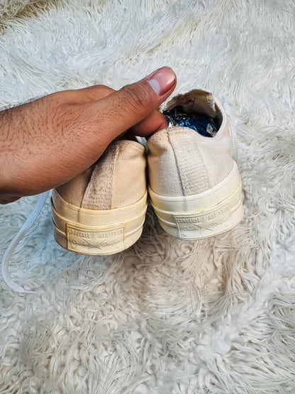 Chuck Taylor 70s Lo Top cream Color