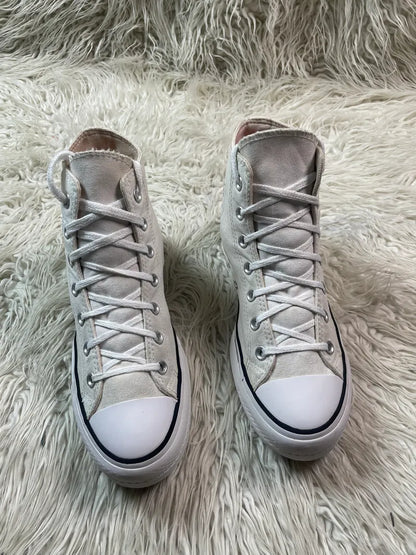 Chuck Taylor | White | High top| Converse | Platforms