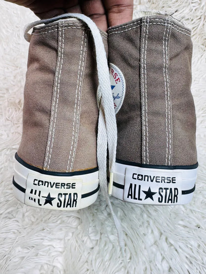 Chuck Taylor | Grey & White | Converse
