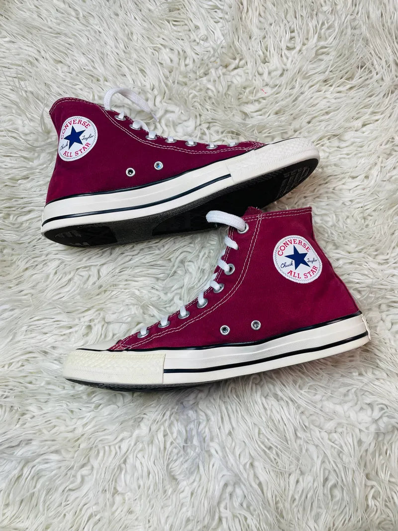 Chuck Taylor | Mahroon & White | High top| Converse