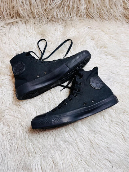 Chuck Taylor | Black | High top| Converse