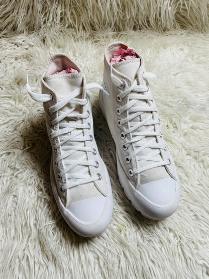 Chuck Taylor | White | High top| Converse | Platforms