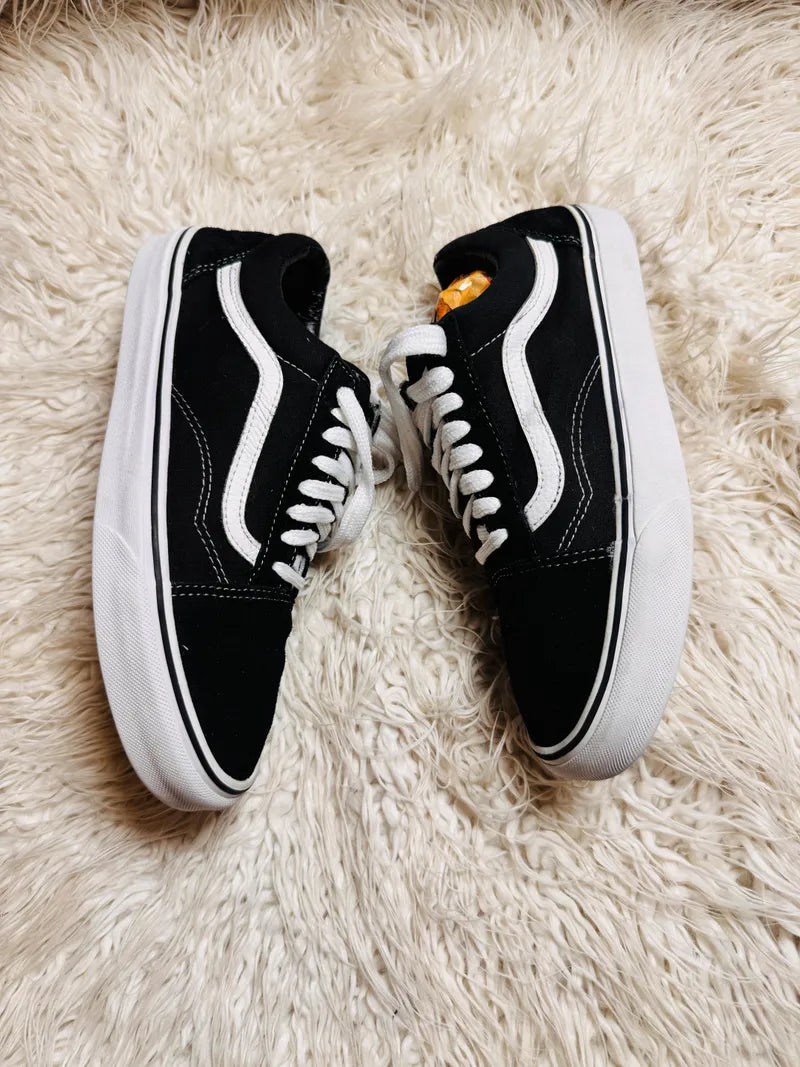 Vans | Black & White | Lo Top | Old Skool
