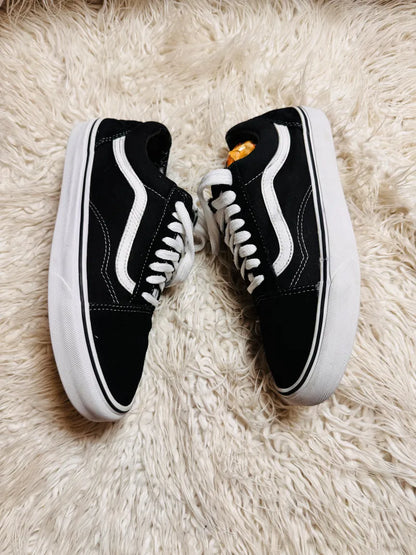 Vans | Black & White | Lo Top | Old Skool