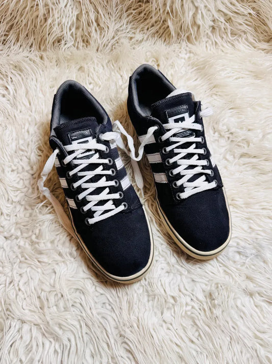 Adidas | Black & White