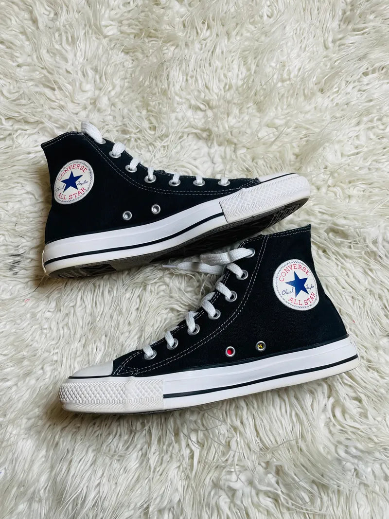 Chuck Taylor | Black & White | High top| Converse