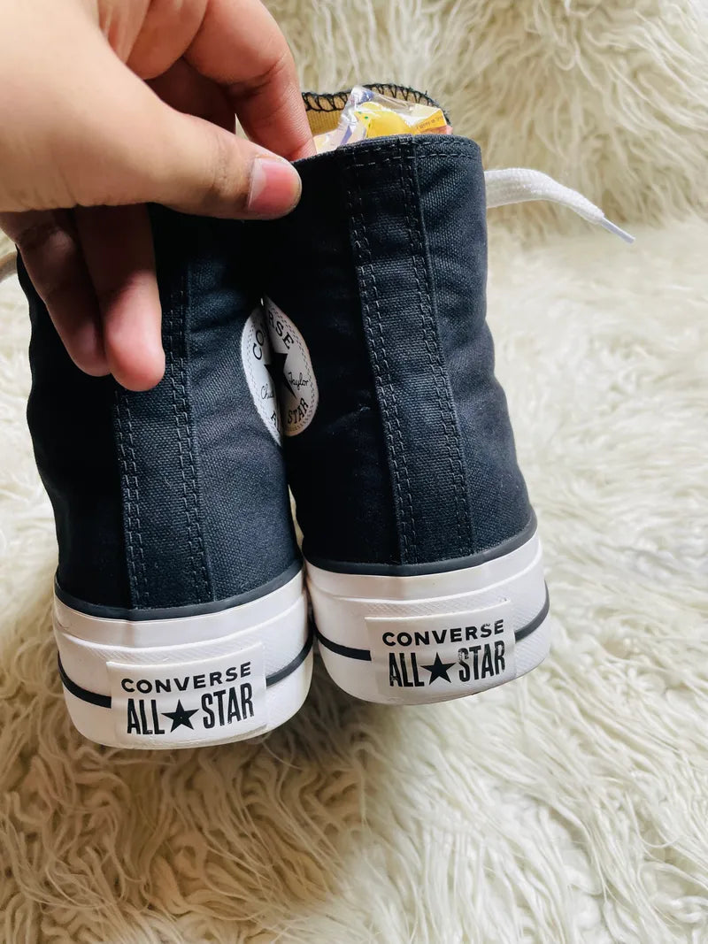 Chuck Taylor | Black & White | High top | Hi Sole