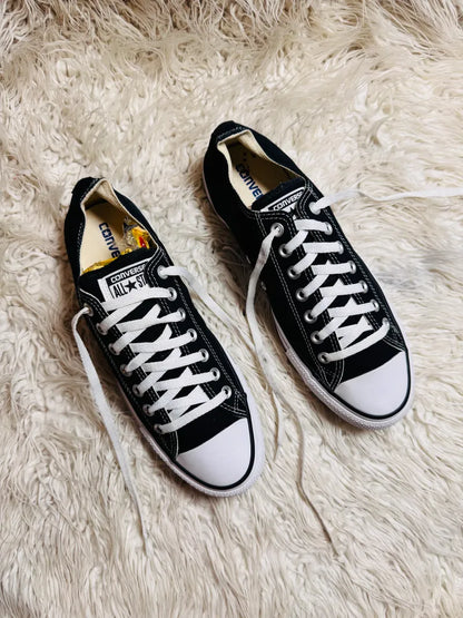Chuck Taylor | Black & White | Lo top | Converse